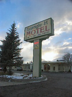 ANKLICKEN: Triangel H Motel