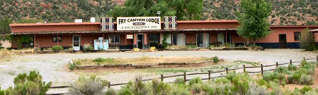 Fry Canyon Lodge