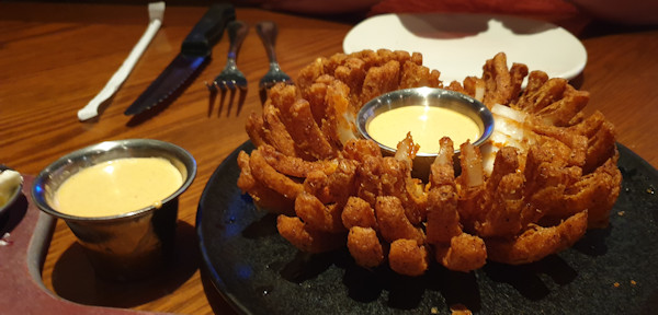 Las Vegas, Outback, Blooming Onion